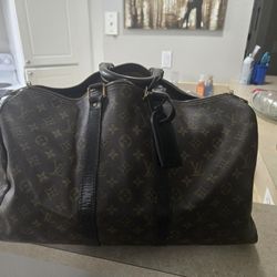 Louis Vuitton Duffle Bag 