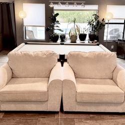 Oversized Chairs - Living Spaces