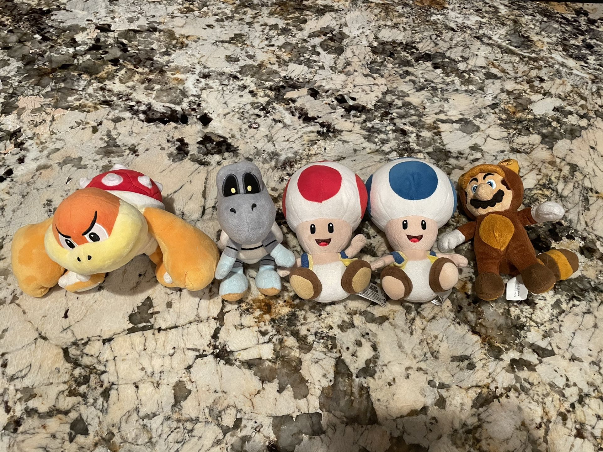 Super Mario Bros Plushies 