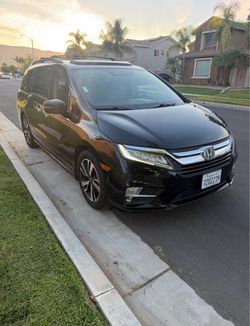 2018 honda odyseey Elite 53,000 miles excellent condition