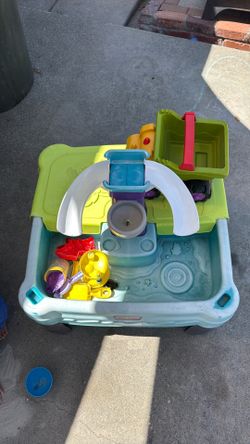 Free Water Table and sand toys