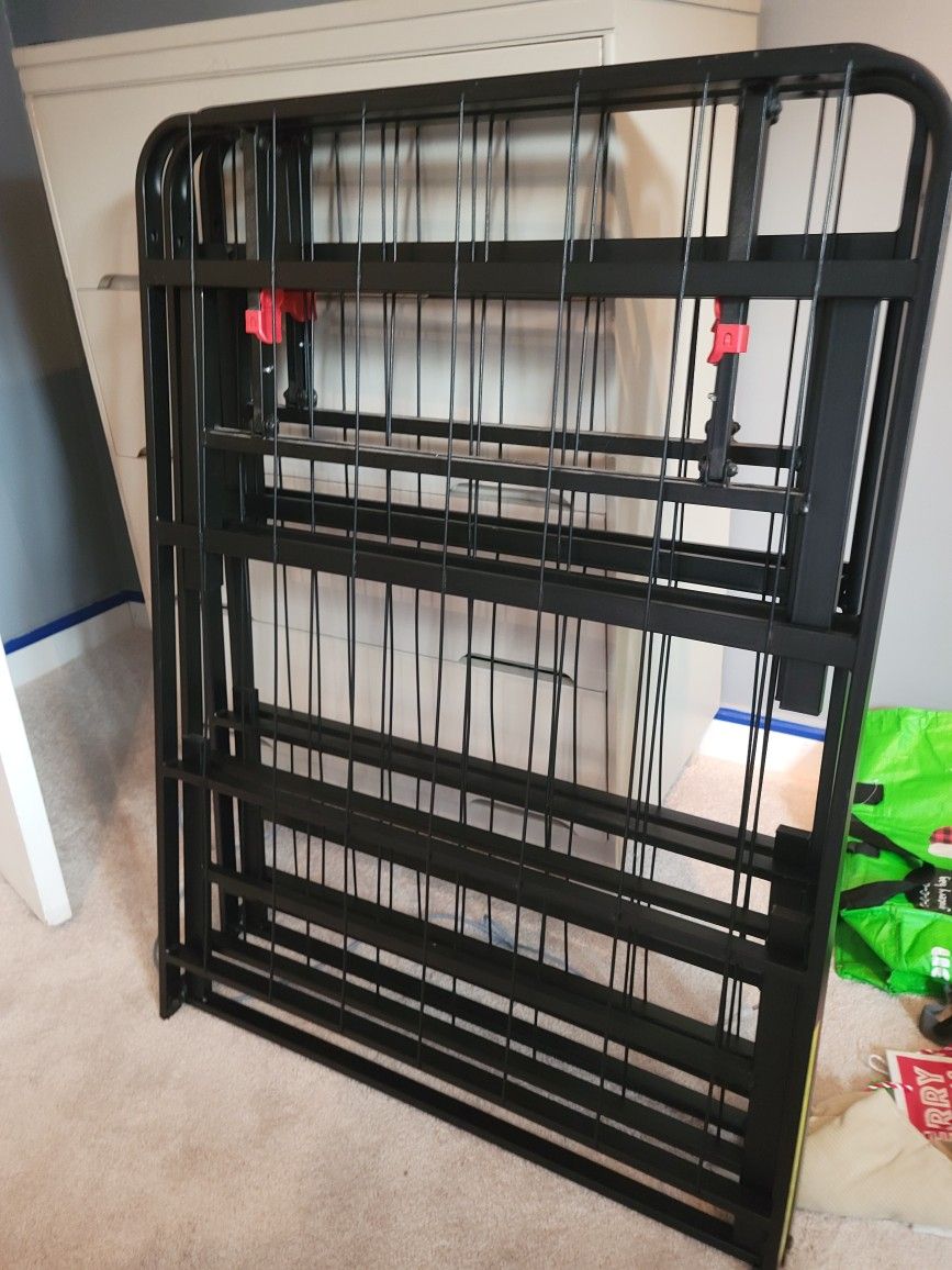 Metal Queen Platform