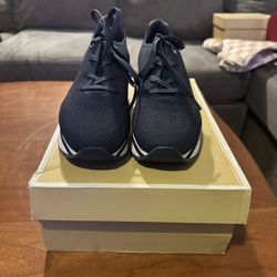 Women’s Shoes