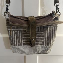 Myra Good Wave hobo bag 