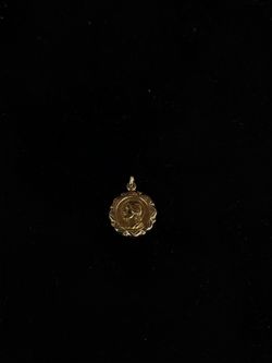 18KT Gold Jesus Pendant