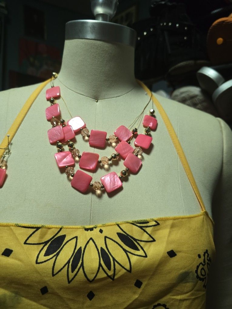 Pink Beaded Necklace With Matching  Earrings 