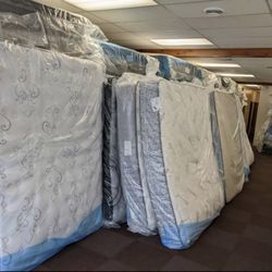 Mattress Monday Single Twin Mattress 99 Full Double 159 Queen Bed 179 King 229 California King 229 Frame 69 XL Twin Mattresses Se Habla Espanol 