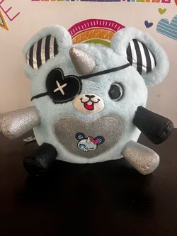 ZURU RAINBOWCORN MONSTERCORN SURPRISE VAMPIRE BAT - LARGE 10x8 & FURRY