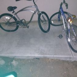 Lot Of 2 Bikes Cruiser For 50$