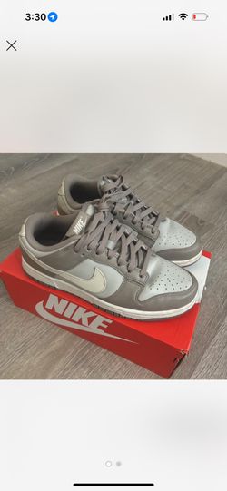 Nike Dunk Low WMNS – Size: Women’s 7 / Men’s 5.5 (EU 38)