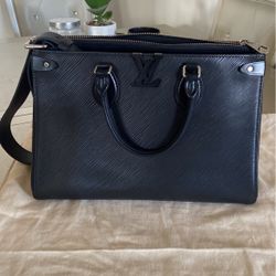 LOUIS VUITTON BAG