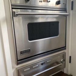 Viking Appliance Set