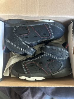 Jordan 6-17–23 Size 8C