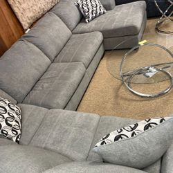 Stylish Cozy Nice Sectional 