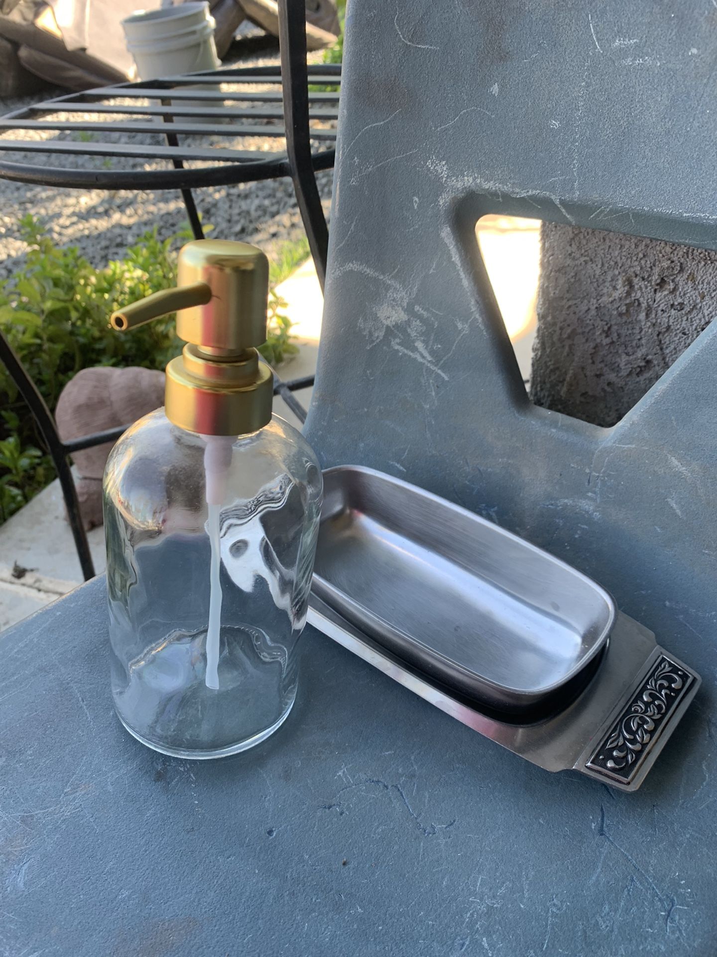 Antique Bathroom Set 