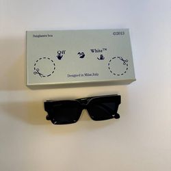 Off-White Black Square Sunglasses 