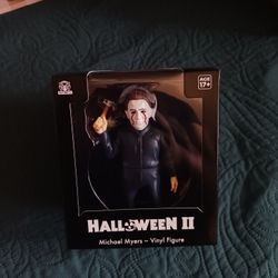 HALLOWEEN MICHAEL MYERS FIGURE