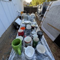 Mugs/Plates/Misc GREAT DEAL