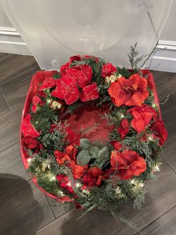 Lighted Christmas Wreath