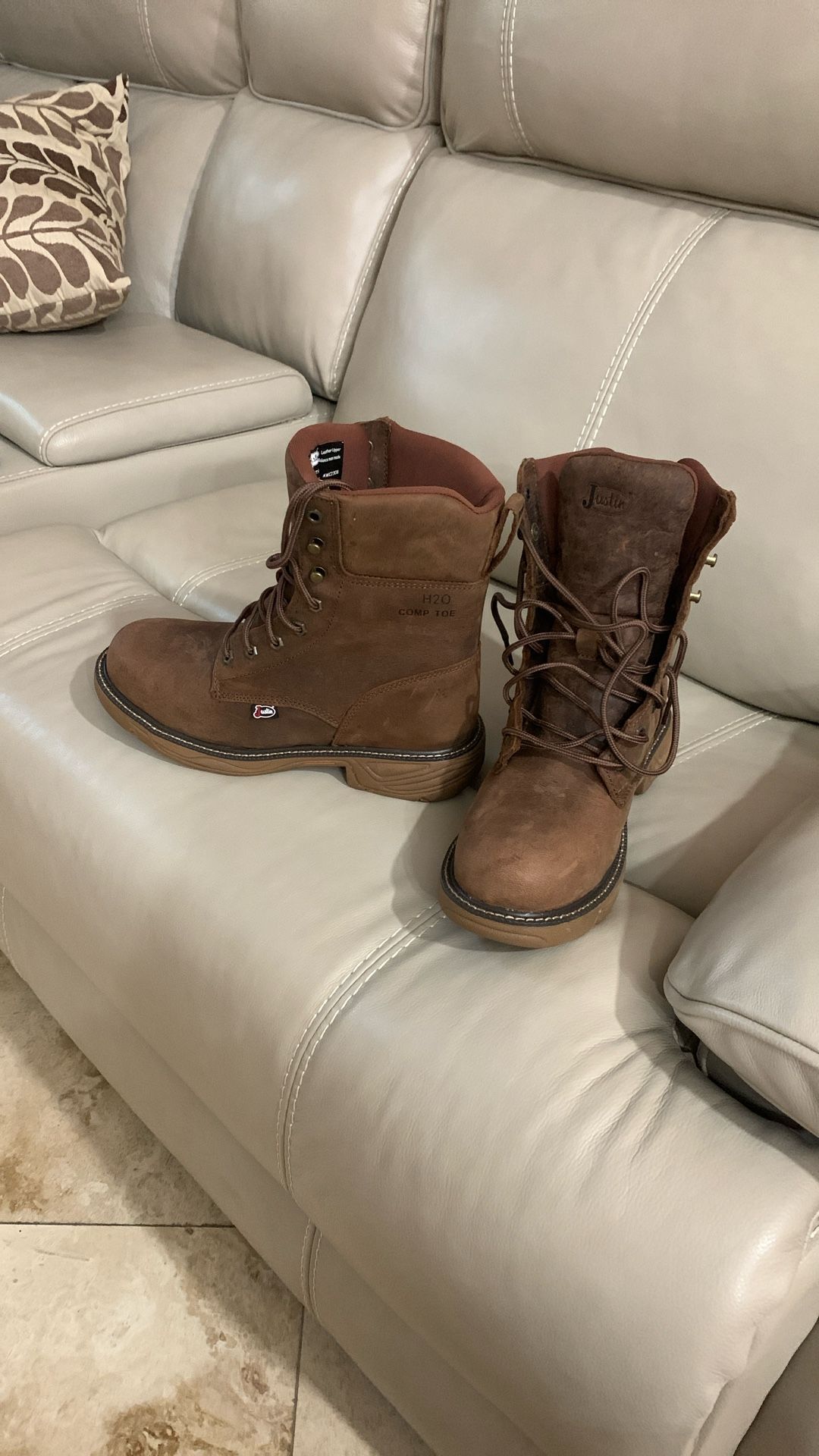 Word Boots Justin Size 9.5EE