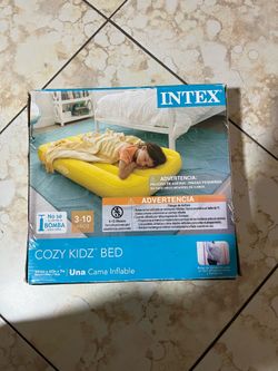 New Single inflatable bed