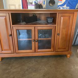 Tv Stand With Surrounded Sound