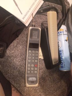 MOTOROLA DYNATAC 8000x - FIRST BRICK CELL PHONE VINTAGE RETRO