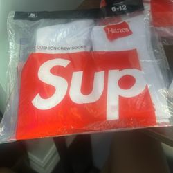 Supreme Socks 