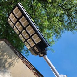 Solar Street Light With Remote and Mounting Post