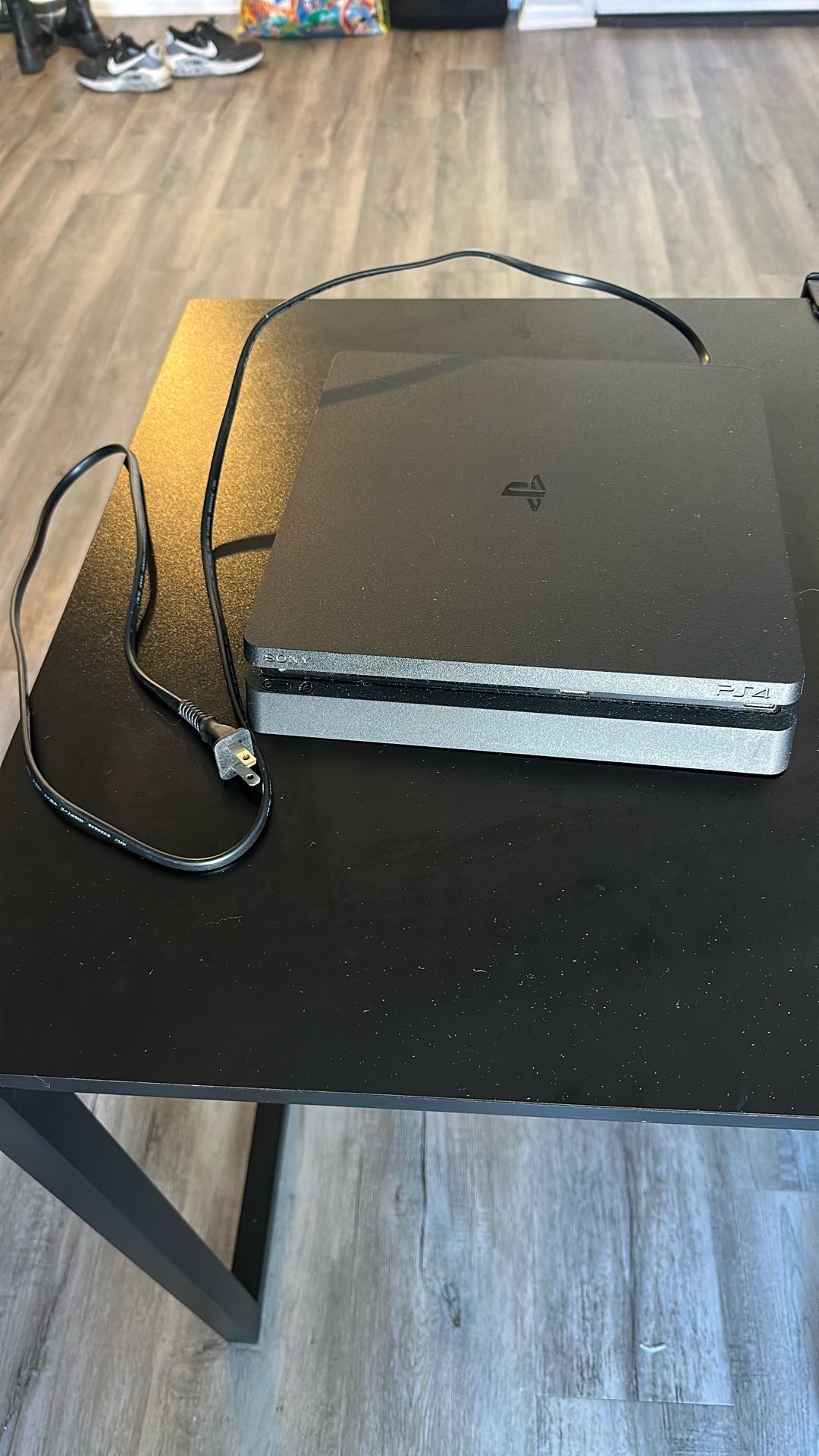 Used PS4 Slim