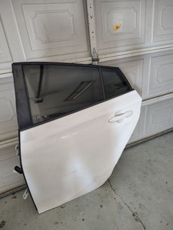2017 Prius rear Driver Door with glass( Left side)