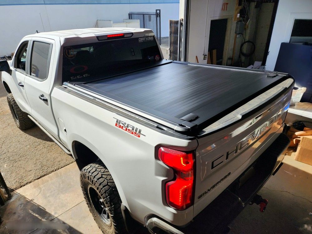 SyneticUSA 2007-2026 Chevy Silverado/GMC Sierra Hard Aluminum Retractable Tonneau Cover Off-Road Pro Version For 5.8ft Short Bed