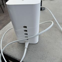 Apple AirPort Extreme Base Station