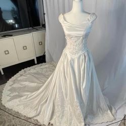 Brand New Wedding Dress Size 8 From David’s Bridal $300 Obo 