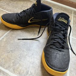 Nike Kobe A.D. Mid Lakers Black Mamba 