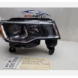 2016 - 2018 - 2021 JEEP GRAND CHEROKEE RIGHT PASSENGER HALOGEN HEADLIGHT OEM AY06769