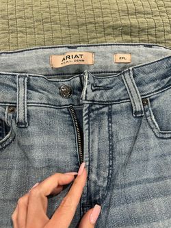 Ariat R.E.A.L. Denim Jeans Size 29L