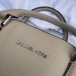 Michael Kors Beige Purse 