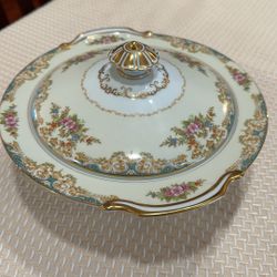 Noritake covered serving bowl