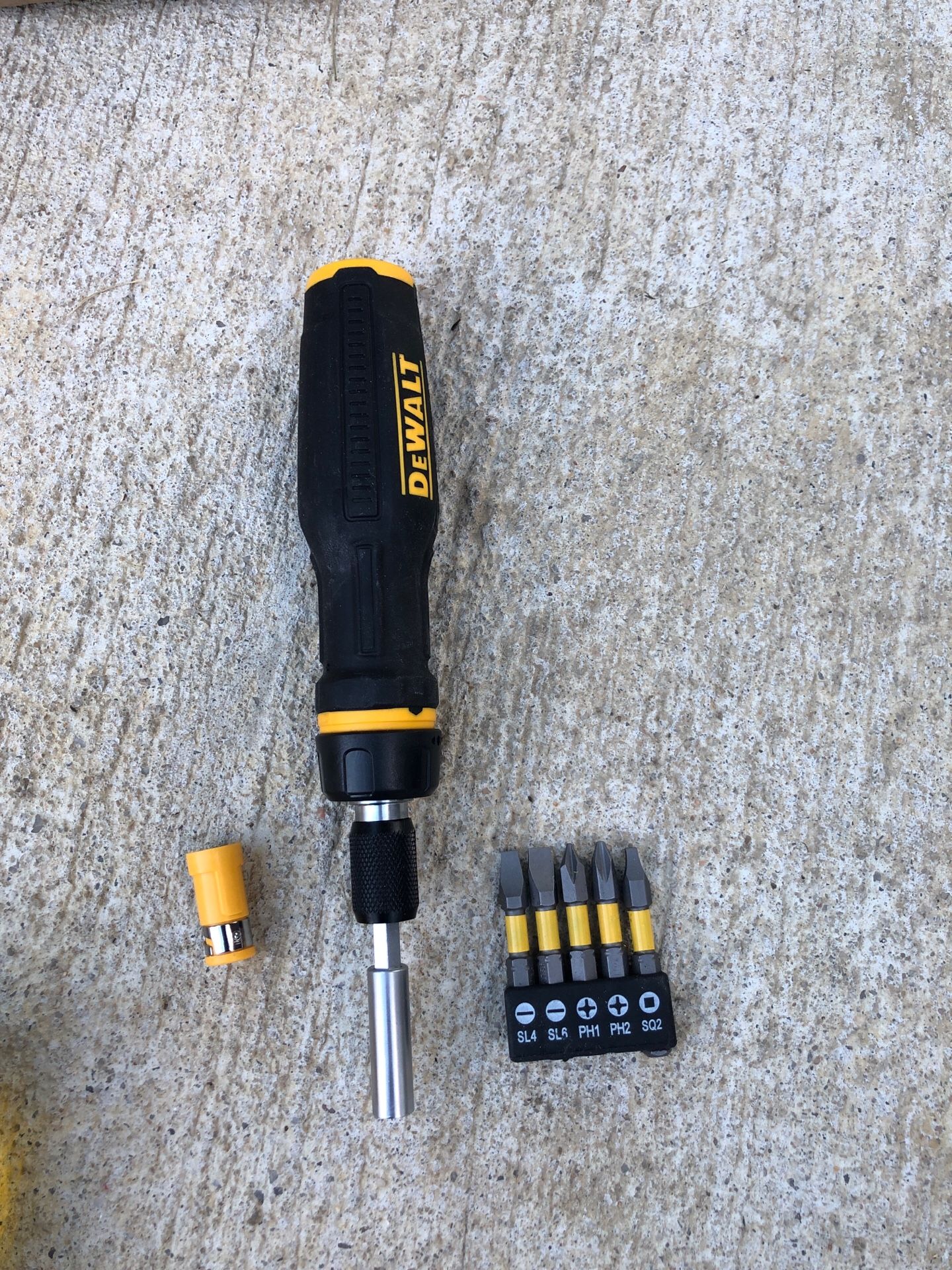 Dewalt Ratcheting screwdriver