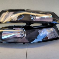 99-04 Ford Mustang Headlights Luces Micas Calaveras Faros Faroles Focos 