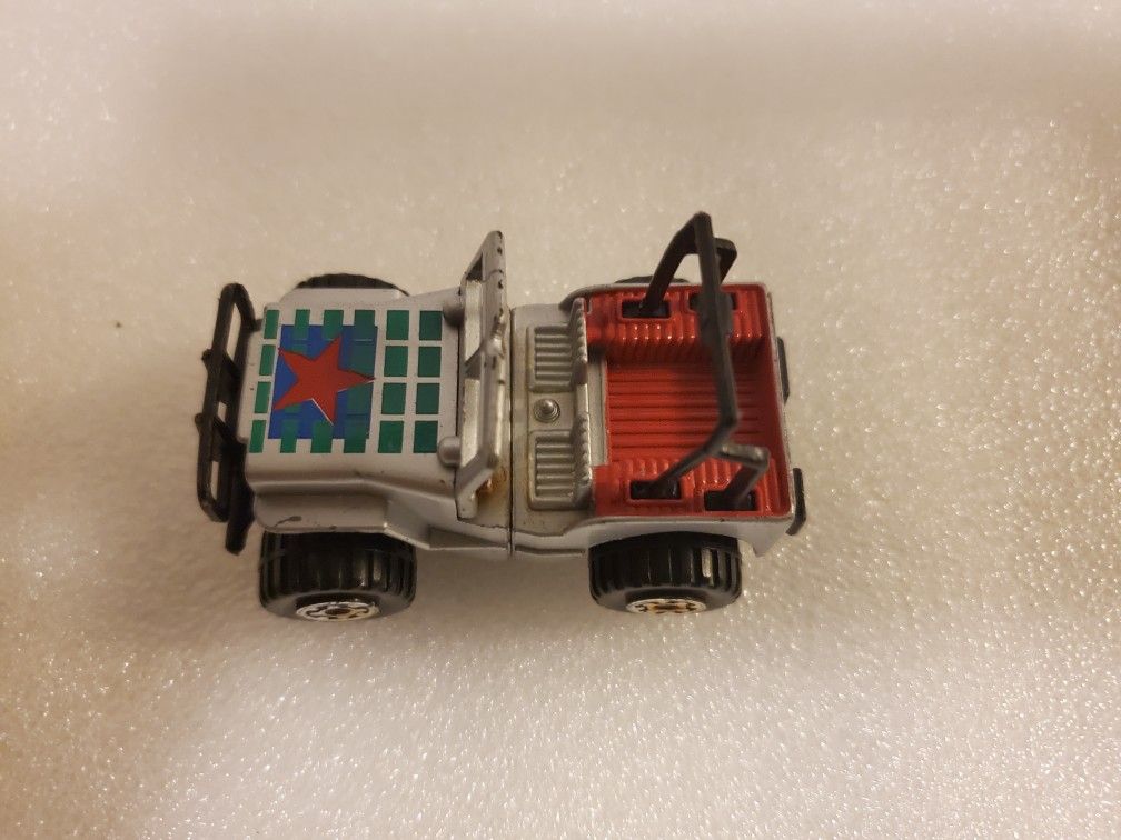 Vintage Matchbox Connectables Die-cast Collectible Jeep - RARE Diecast Car
