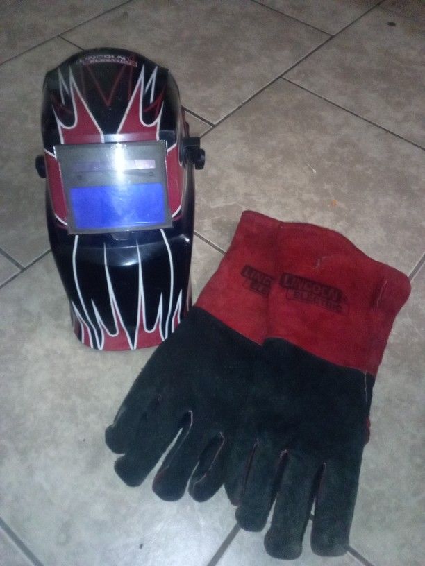 Welding Helmet With Gloves Works Perfectly Fine