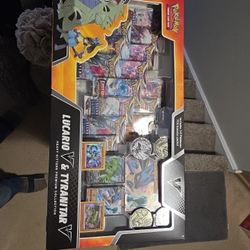 Pokemon Set Lucairo V and Tyranitar V Collector Box