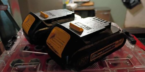 2 20volt DeWalt Batteries