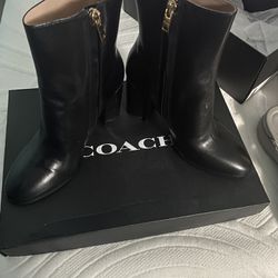 coach boots