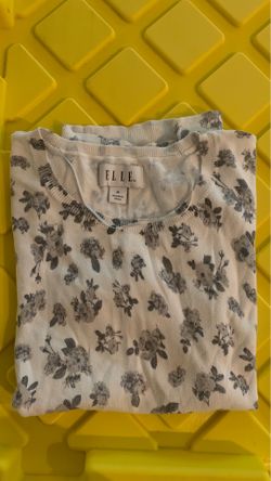 Short sleeved sweater