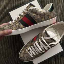 Gucci shoes