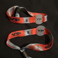 2 Beachlife Festival VIP Wristbands 