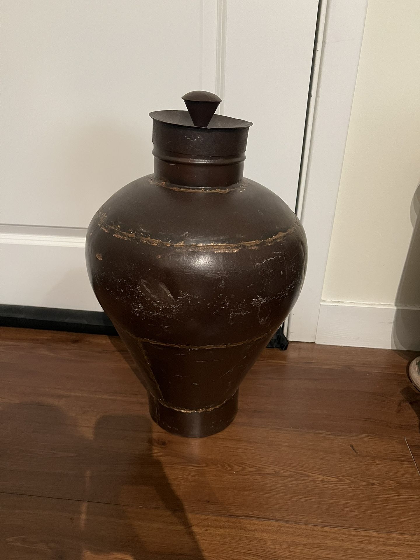 Metal Decorative Urn with Lid